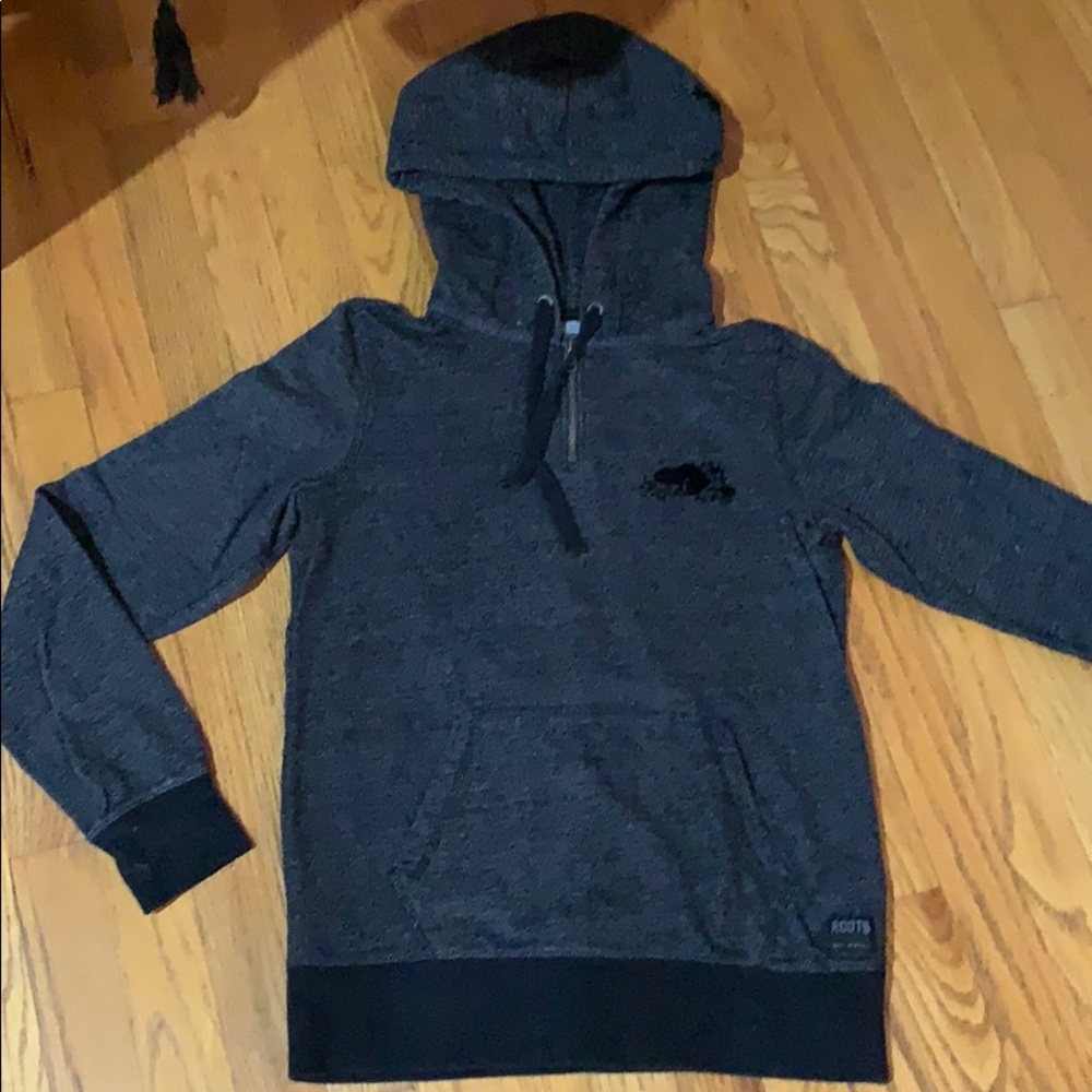 Roots Canada heather gray half-zip hoodie, size XS